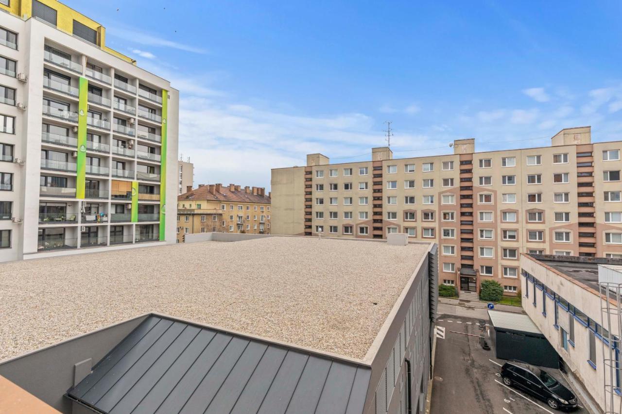 Lam Green - Ac -Balcony Bratislava Exterior photo